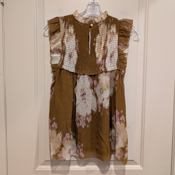 100% Silk Unsubscribed Smocked Chiffon Floral Tan Tank Top Size 2 - Picture 3 of 6